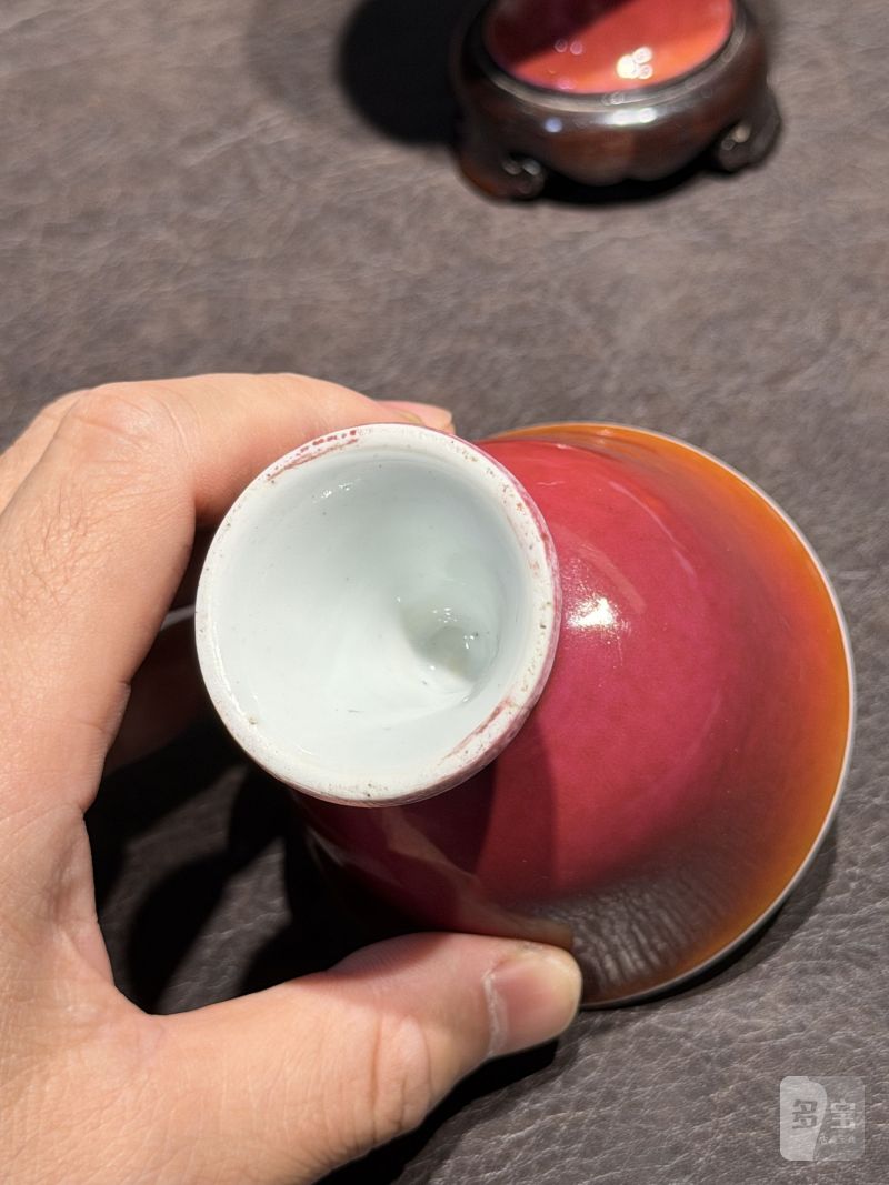 清雍正 胭脂釉高足杯一对（配木座） - 图14